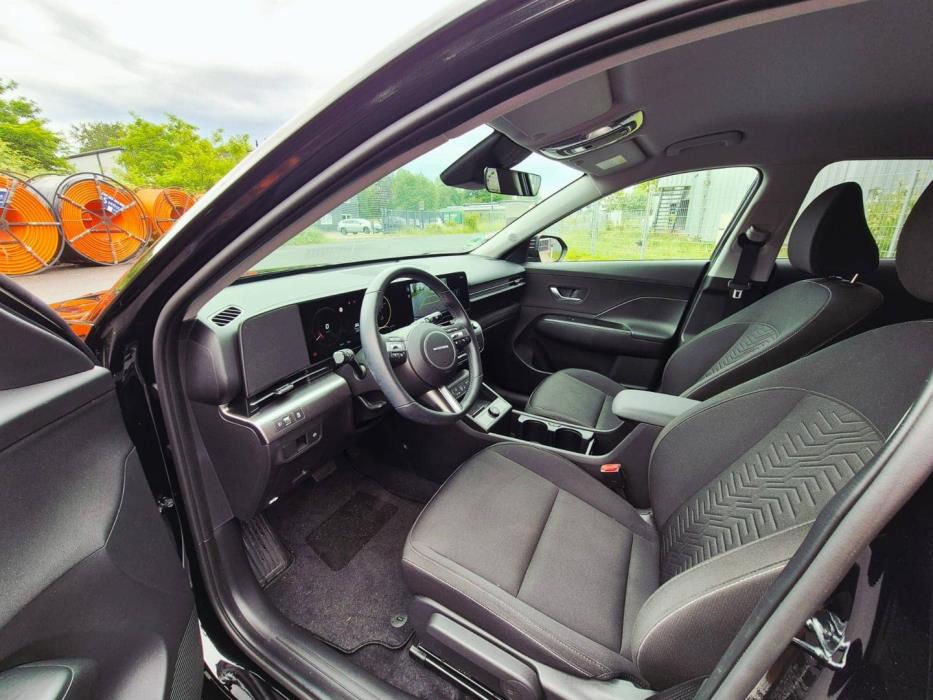 HYUNDAI KONA Electric 2025