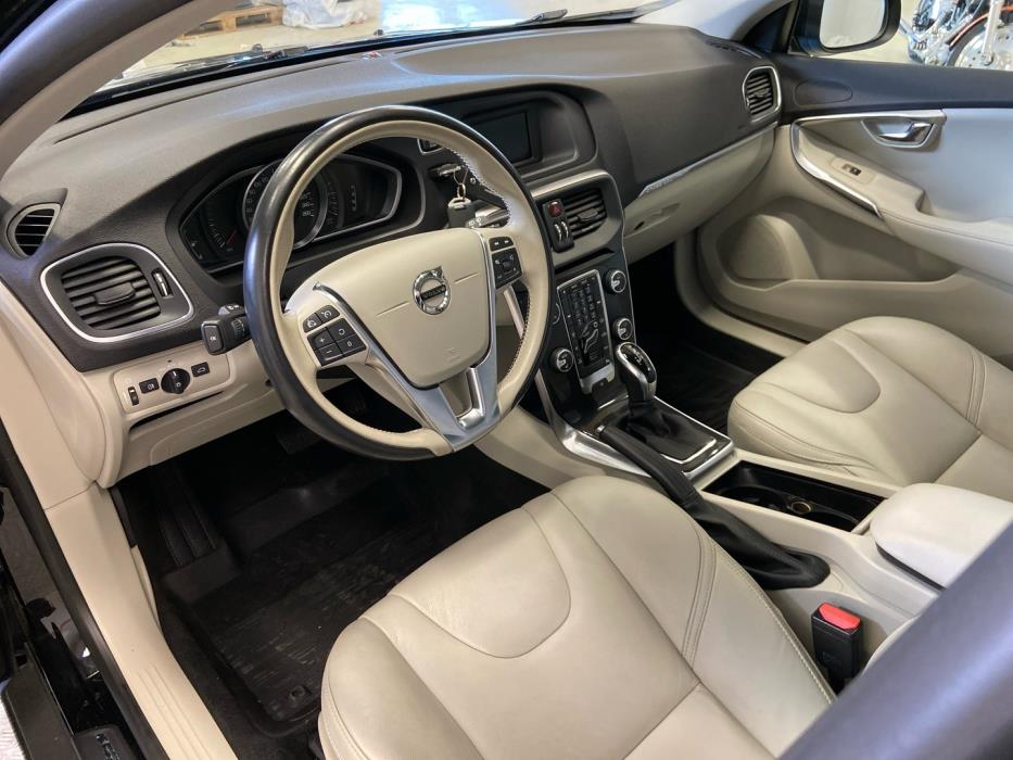 VOLVO V40 Cross Country 2018