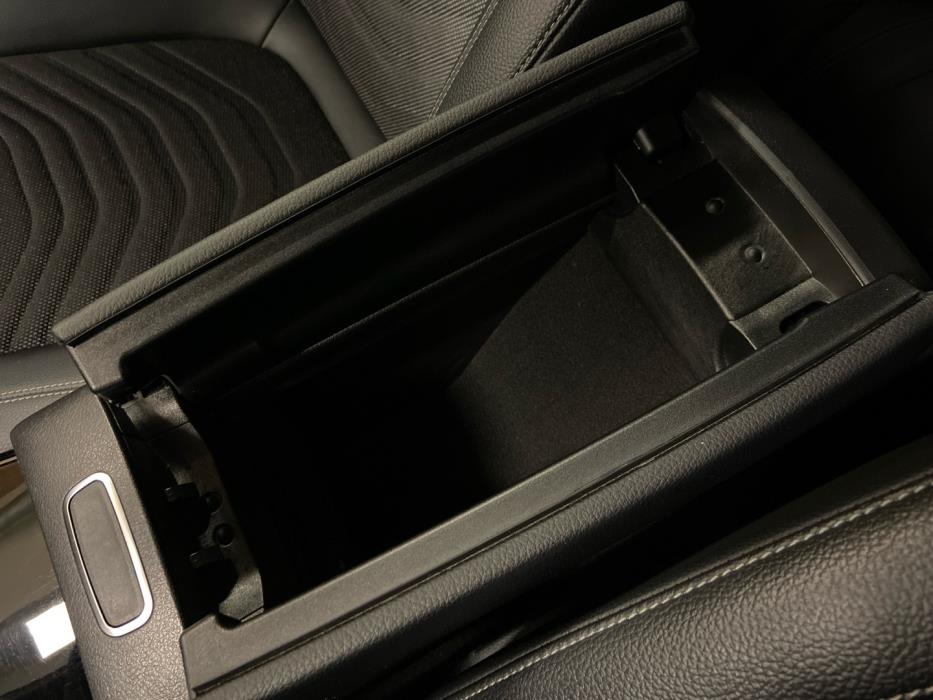 MERCEDES-BENZ A 2021