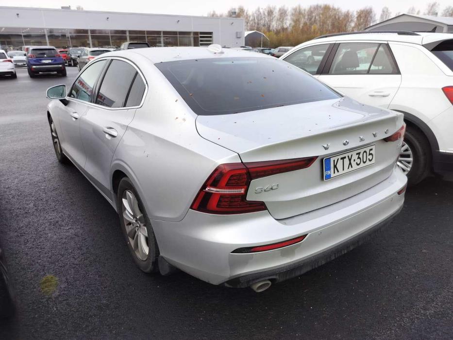 VOLVO S60 2021