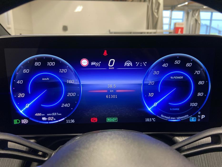 MERCEDES-BENZ EQS 2024