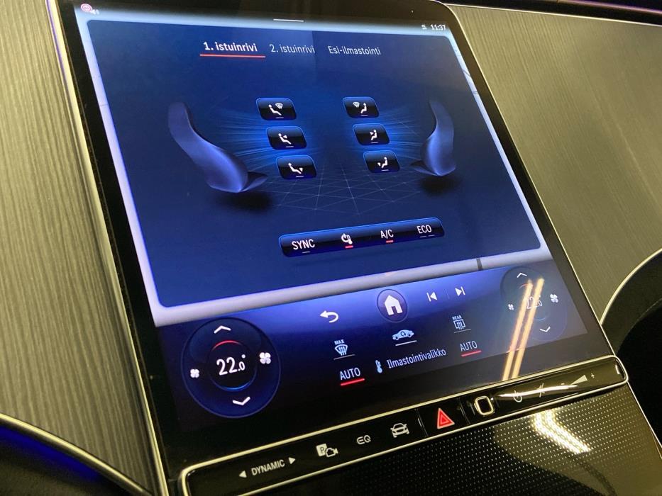 MERCEDES-BENZ EQS 2024