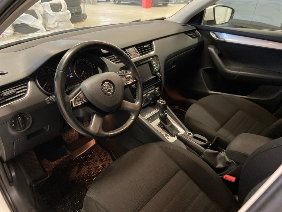 SKODA Octavia 2013