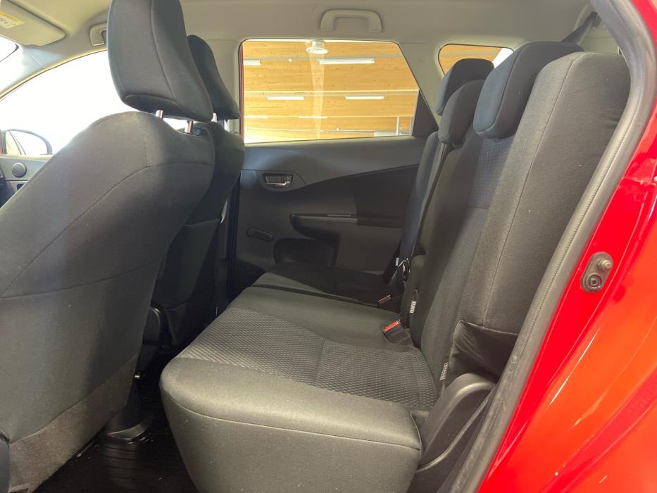 TOYOTA Verso-S 2015