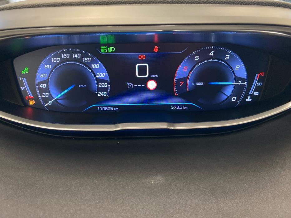 PEUGEOT 3008 2017