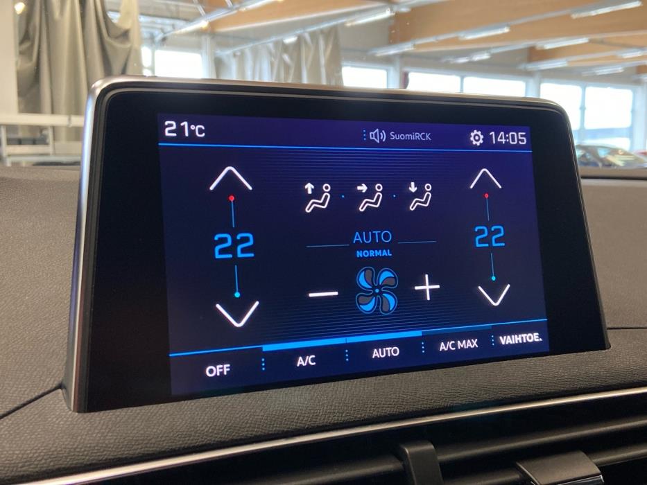 PEUGEOT 3008 2017