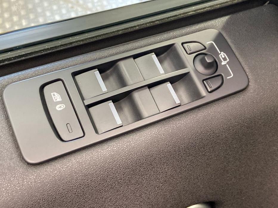 LAND ROVER Discovery Sport 2018