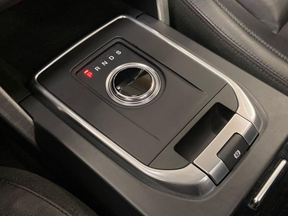 LAND ROVER Discovery Sport 2018