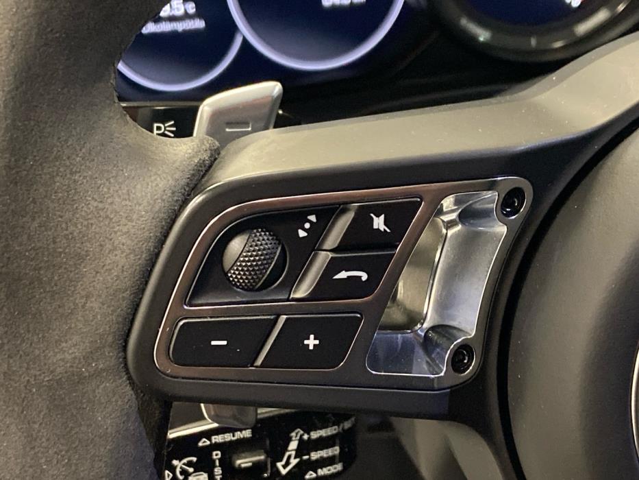 PORSCHE Panamera 2020