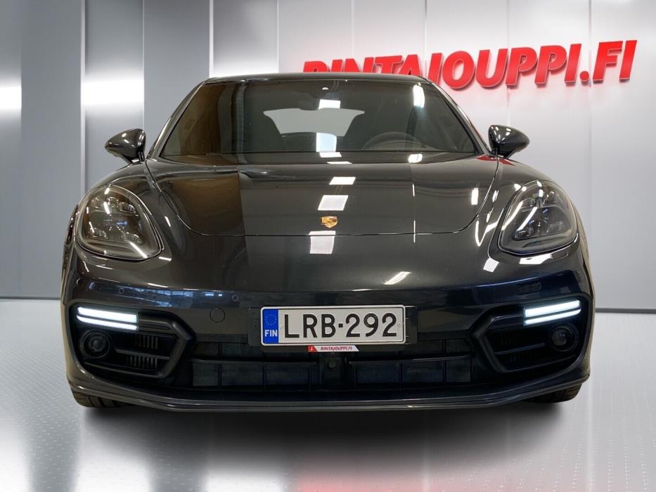 PORSCHE Panamera 2020