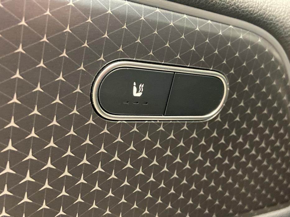 MERCEDES-BENZ B 2023