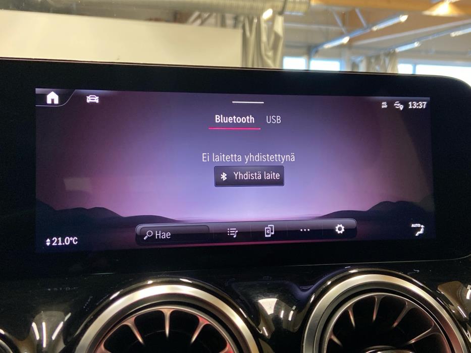 MERCEDES-BENZ B 2023