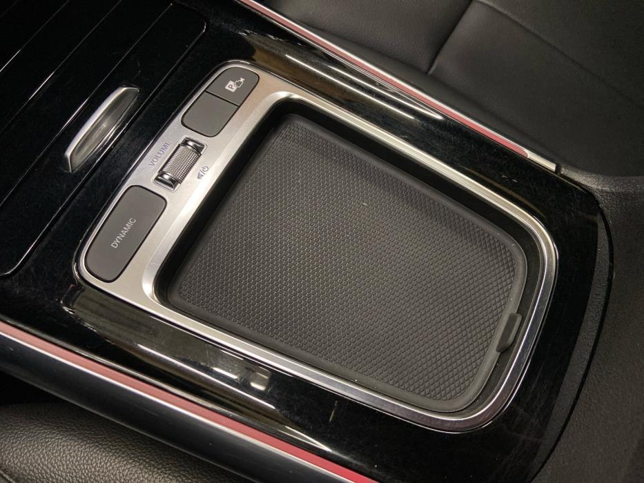 MERCEDES-BENZ B 2023