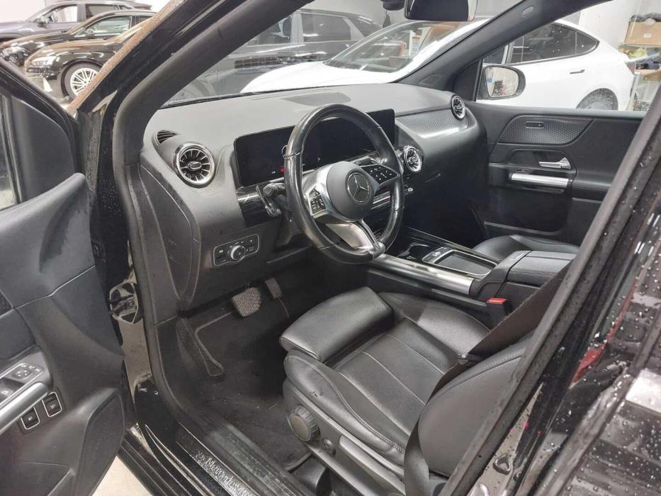 MERCEDES-BENZ B 2023