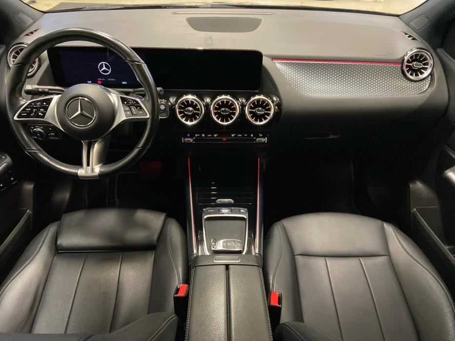 MERCEDES-BENZ B 2023