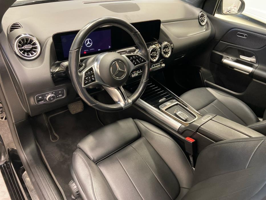 MERCEDES-BENZ B 2023
