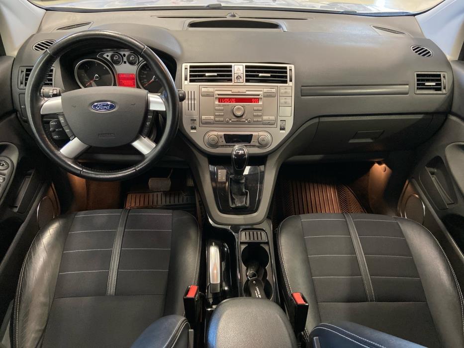 FORD Kuga 2012