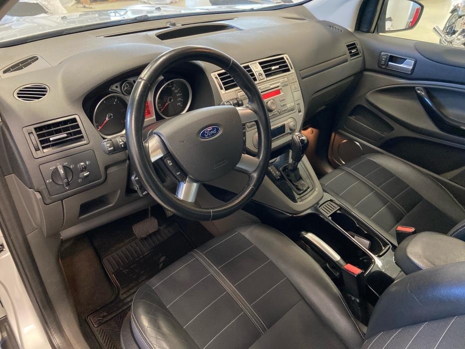 FORD Kuga 2012