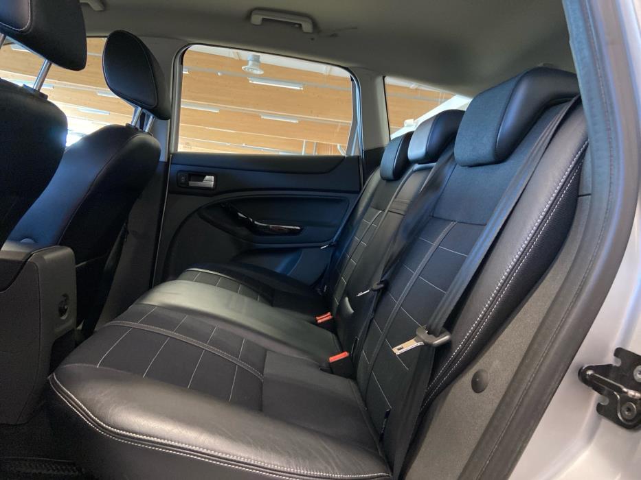 FORD Kuga 2012