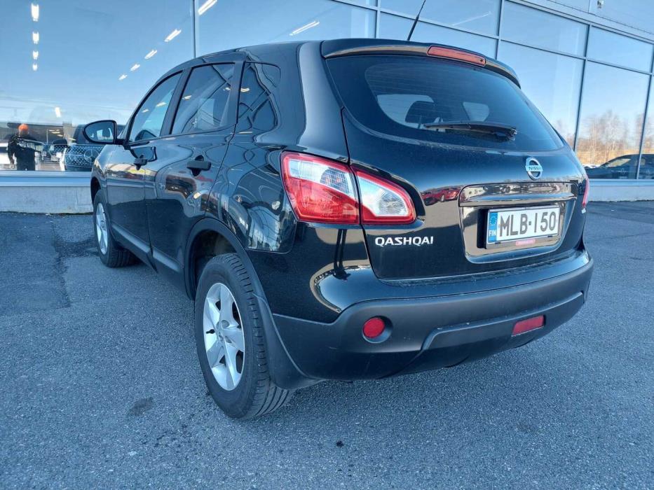 NISSAN Qashqai 2012