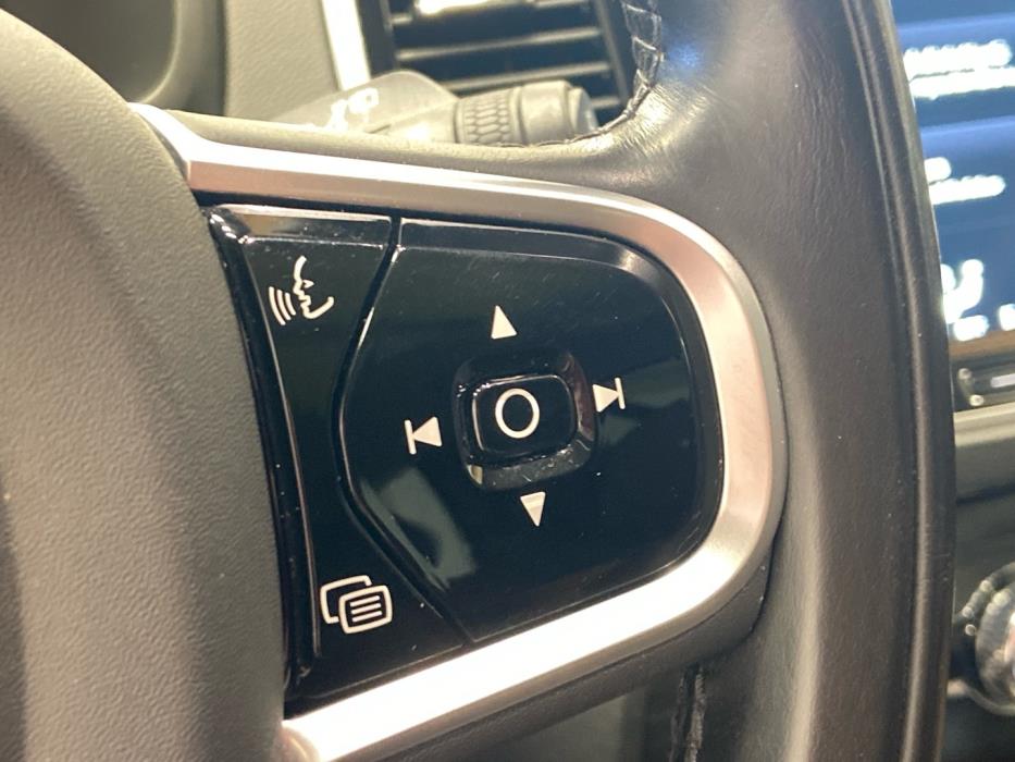 VOLVO XC90 2020