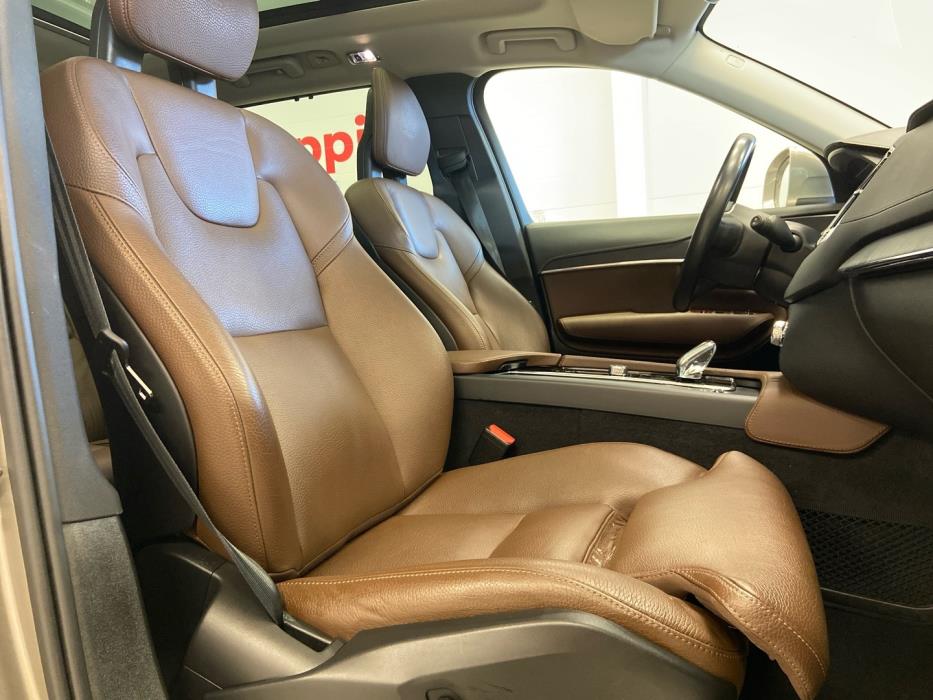 VOLVO XC90 2020