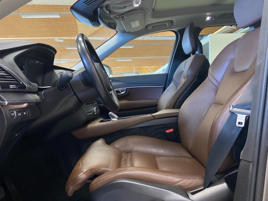 VOLVO XC90 2020