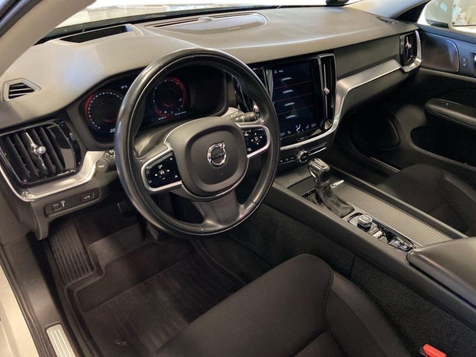 VOLVO V60 2018