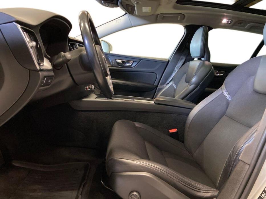 VOLVO V60 2018
