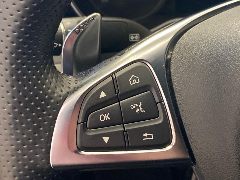 MERCEDES-BENZ C 63 AMG 2015