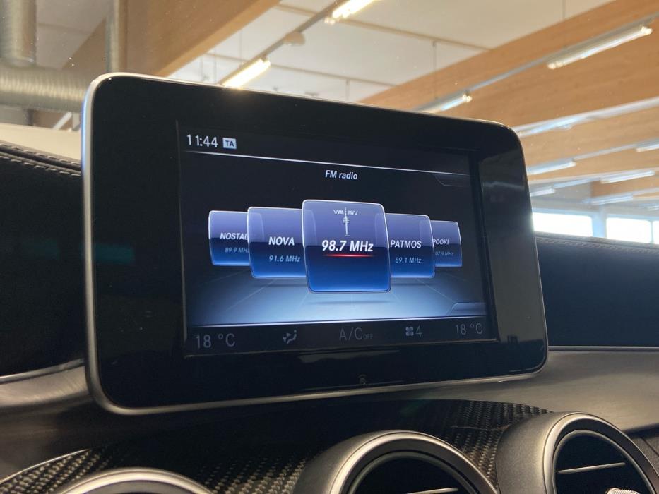 MERCEDES-BENZ C 63 AMG 2015