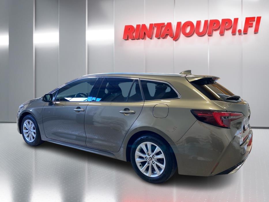 TOYOTA Corolla 2023