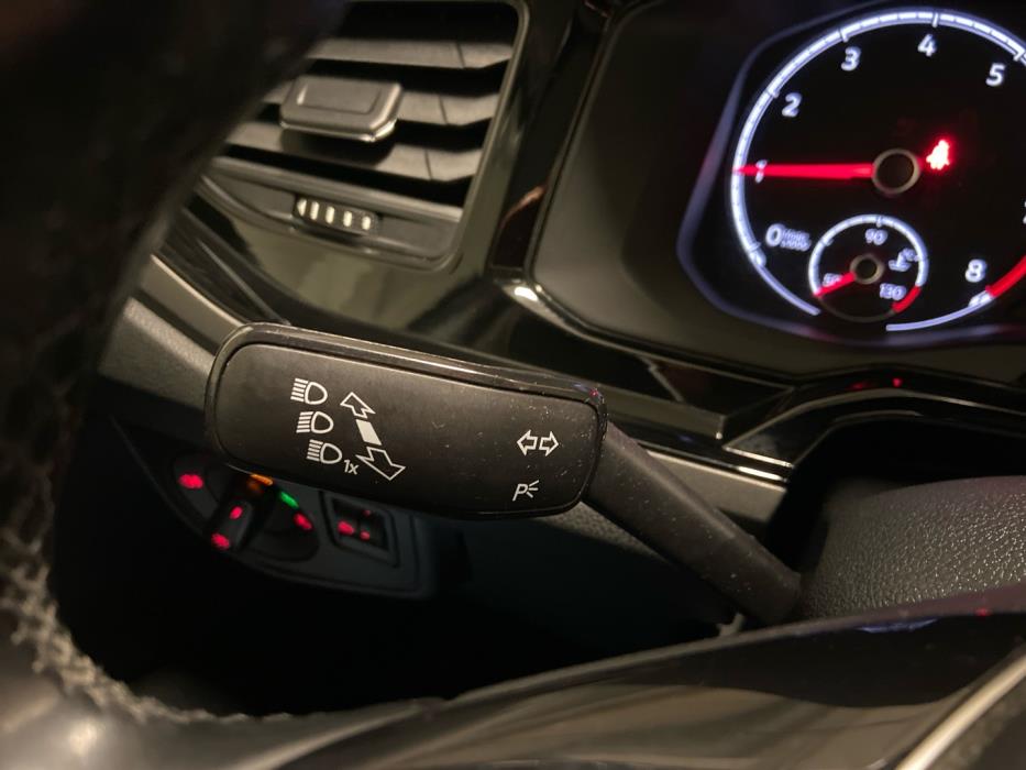 VOLKSWAGEN Polo 2018