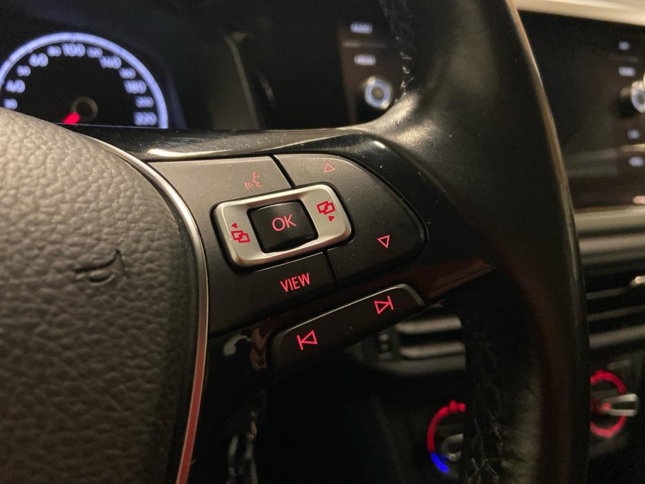 VOLKSWAGEN Polo 2018