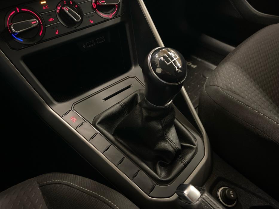 VOLKSWAGEN Polo 2018