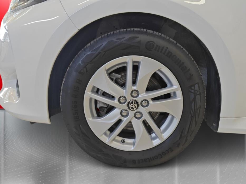 TOYOTA Yaris 2023
