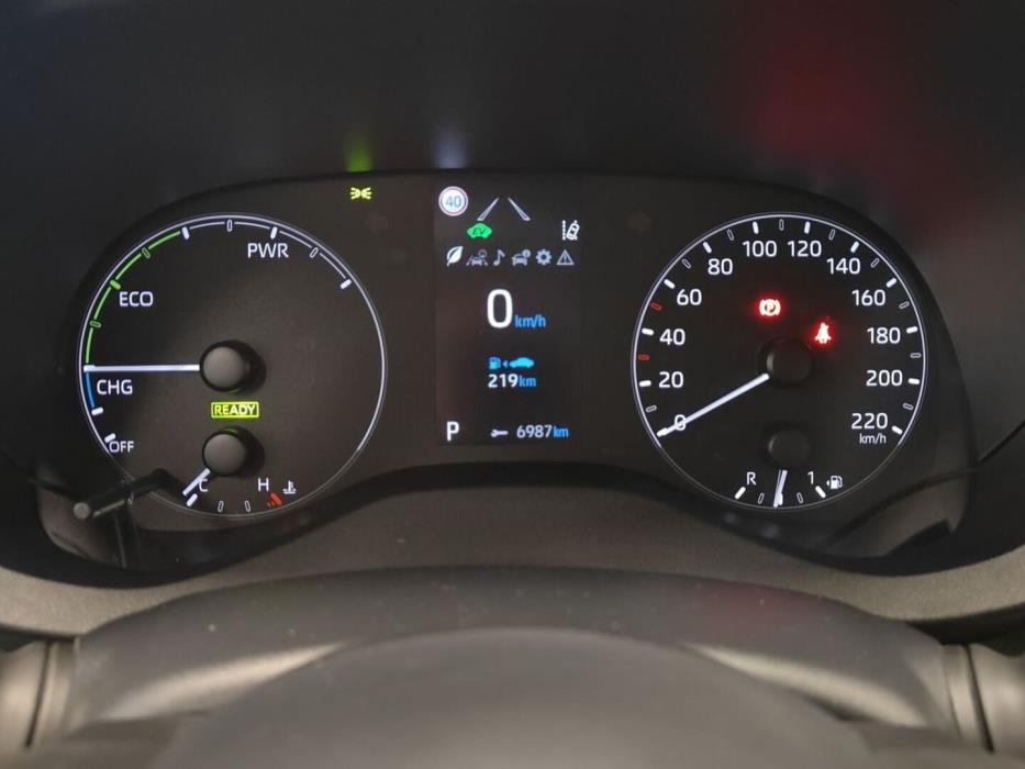 TOYOTA Yaris 2023