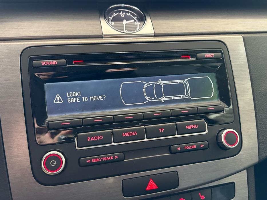 VOLKSWAGEN Passat 2013