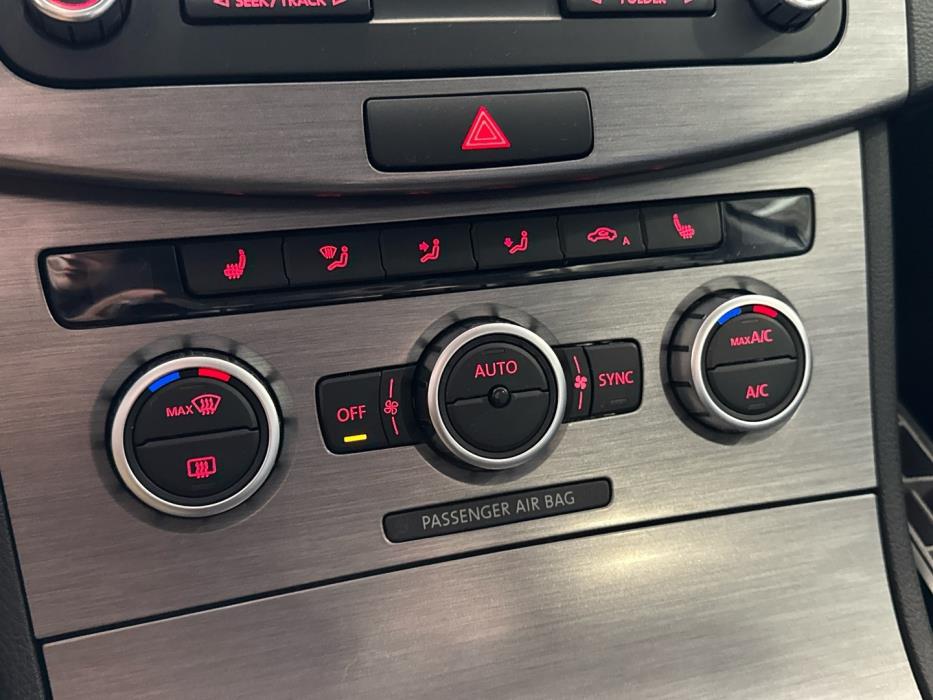 VOLKSWAGEN Passat 2013