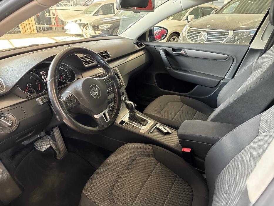 VOLKSWAGEN Passat 2013