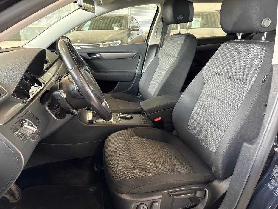 VOLKSWAGEN Passat 2013