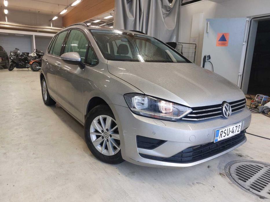 VOLKSWAGEN Golf Sportsvan 2017