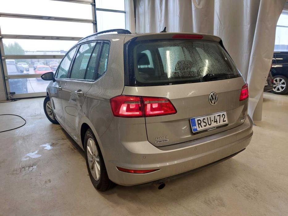 VOLKSWAGEN Golf Sportsvan 2017