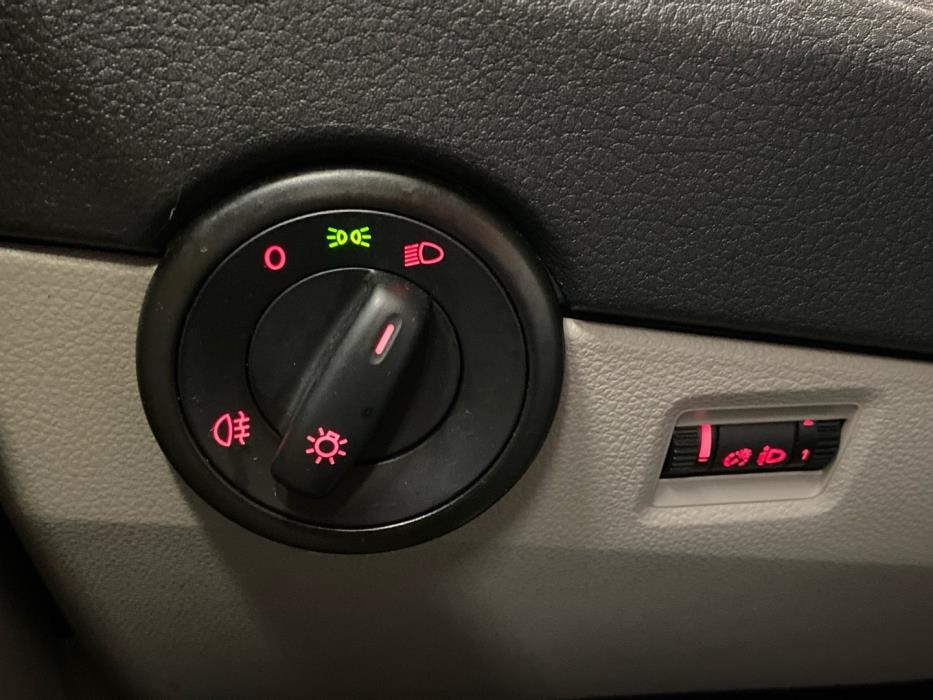 VOLKSWAGEN Transporter 2018