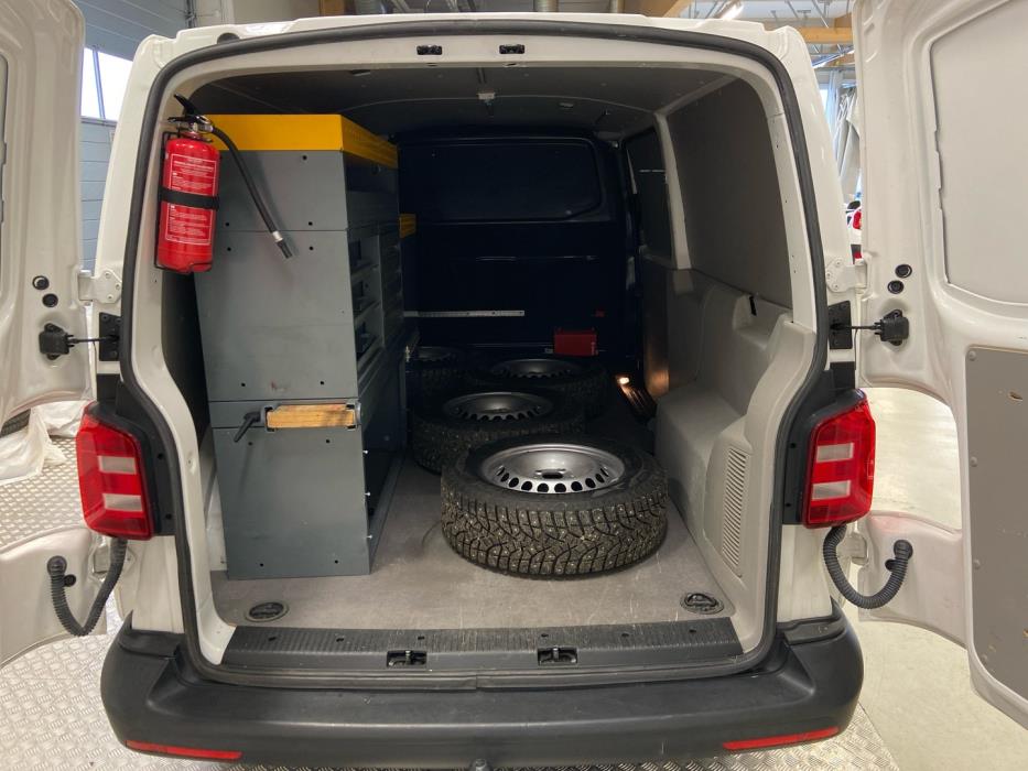 VOLKSWAGEN Transporter 2018