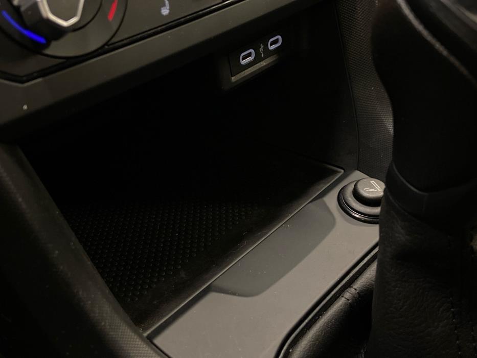 VOLKSWAGEN T-Cross 2024