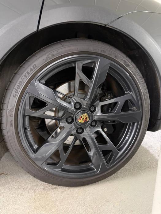 PORSCHE Taycan 2022