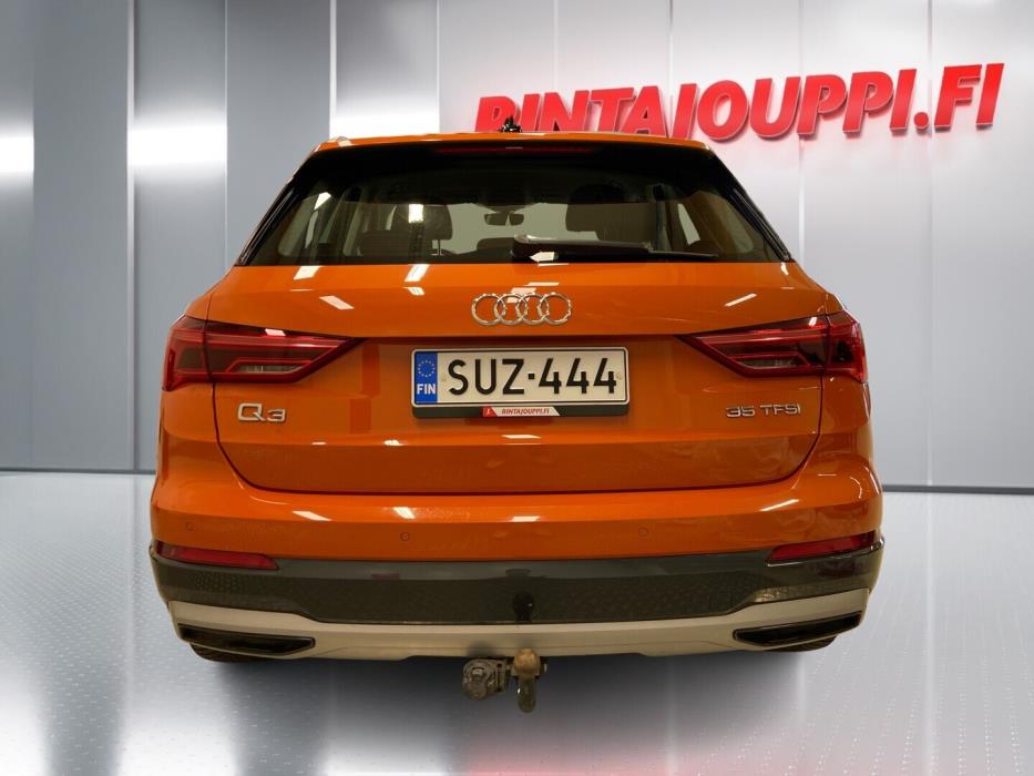 AUDI Q3 2019