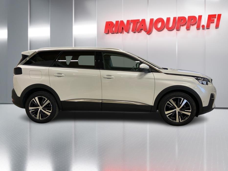 PEUGEOT 5008 2019