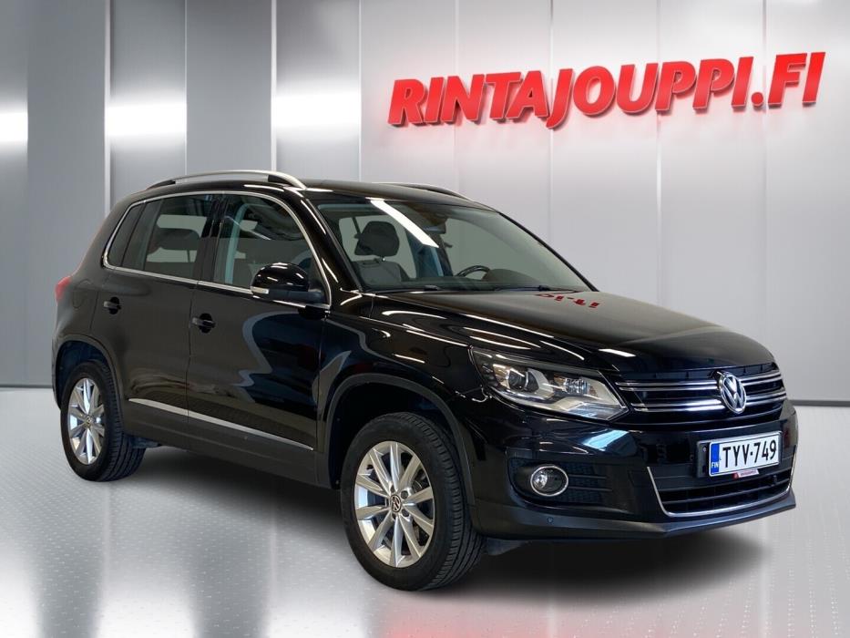 VOLKSWAGEN Tiguan 2012